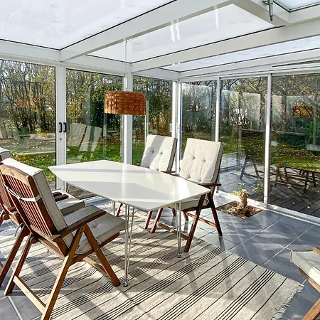 Дом отдыха Amazing In With Wifi